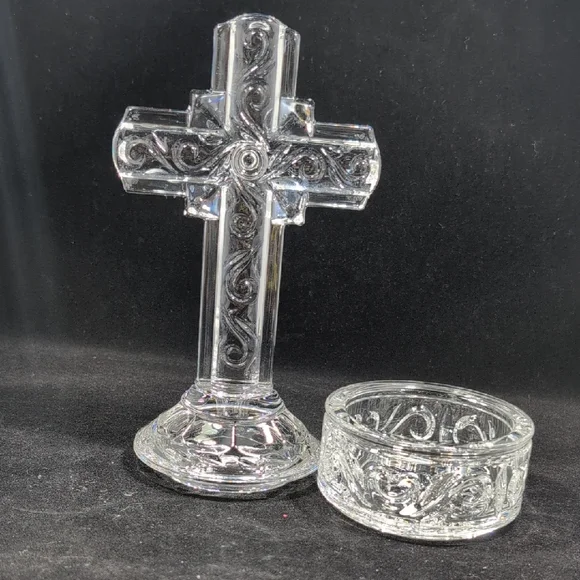 Waterford Crystal Cross Pedestal - Picture 1 of 5